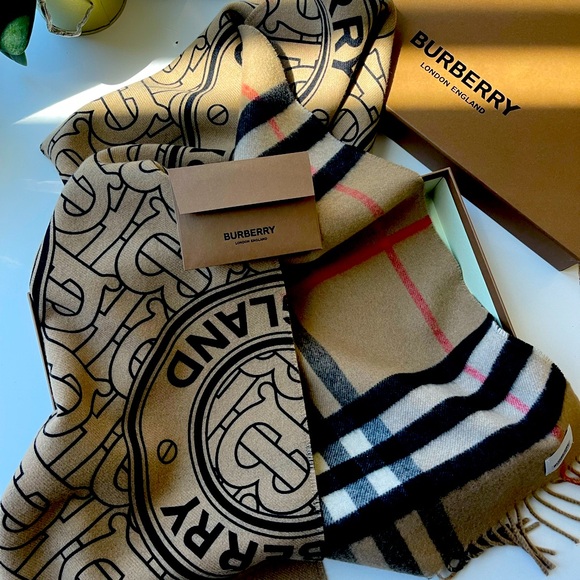 Burberry Reversible Beige Monogram Scarf - Picture 1 of 2